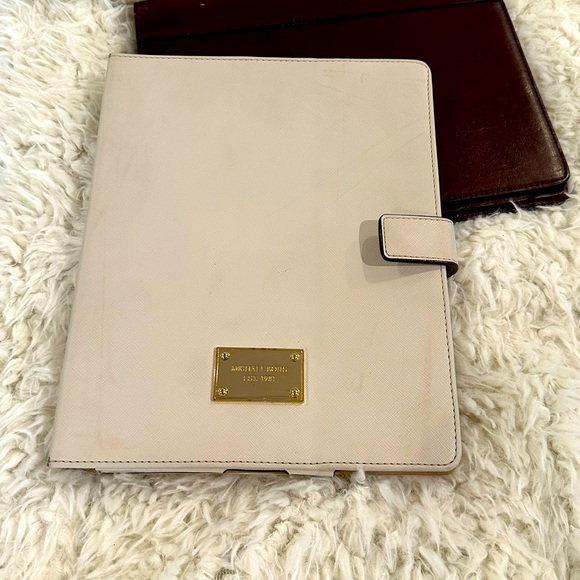 Coach & Michael Kors tablet covers (2) - Picture 2 of 16
